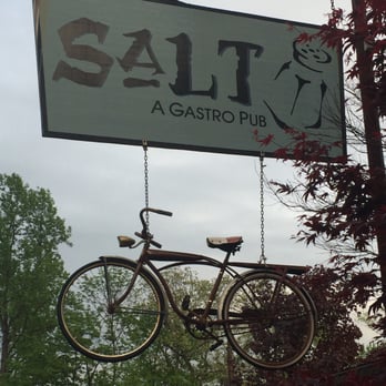 Salt Gastropub in Stanhope