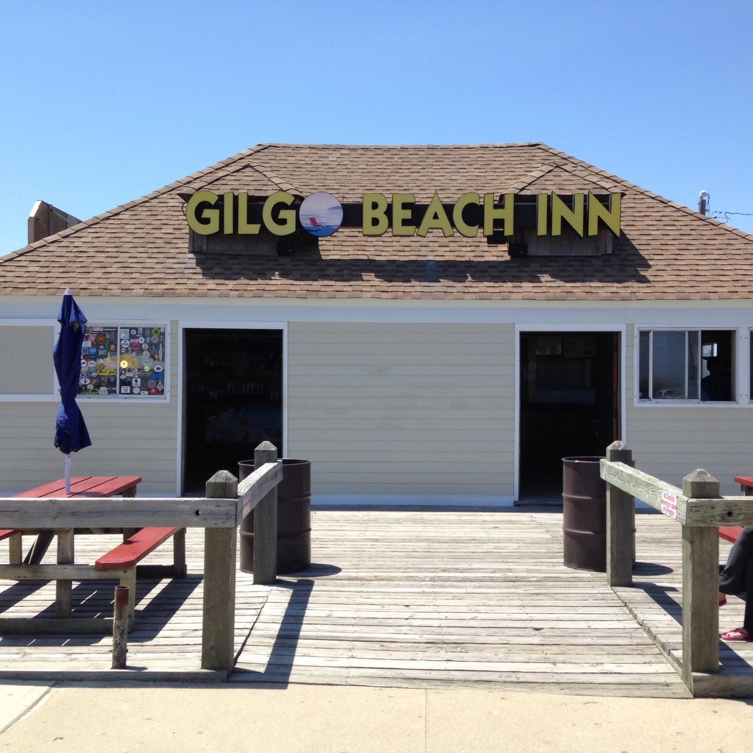 Photo by Gilgo Beach Inn via Website