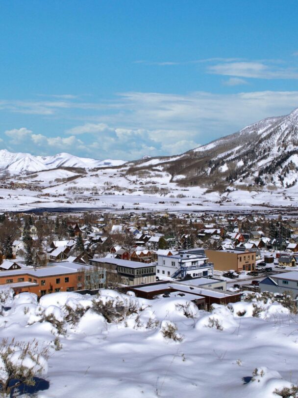 colorado crested butte skiing