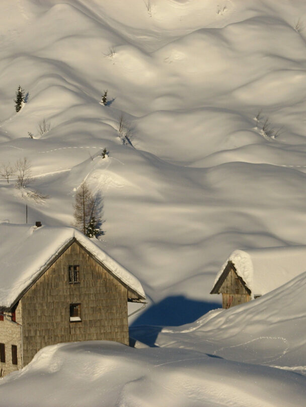 skiing hut to hut slovenia