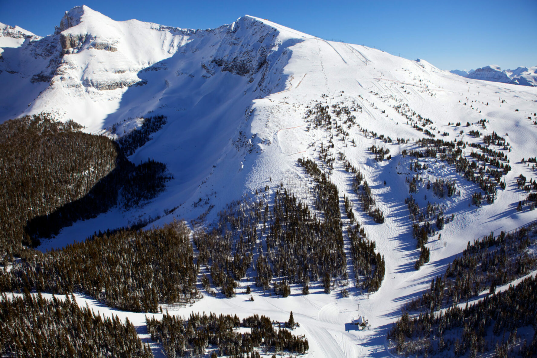 Delirium Dive - epic backcountry skiing area