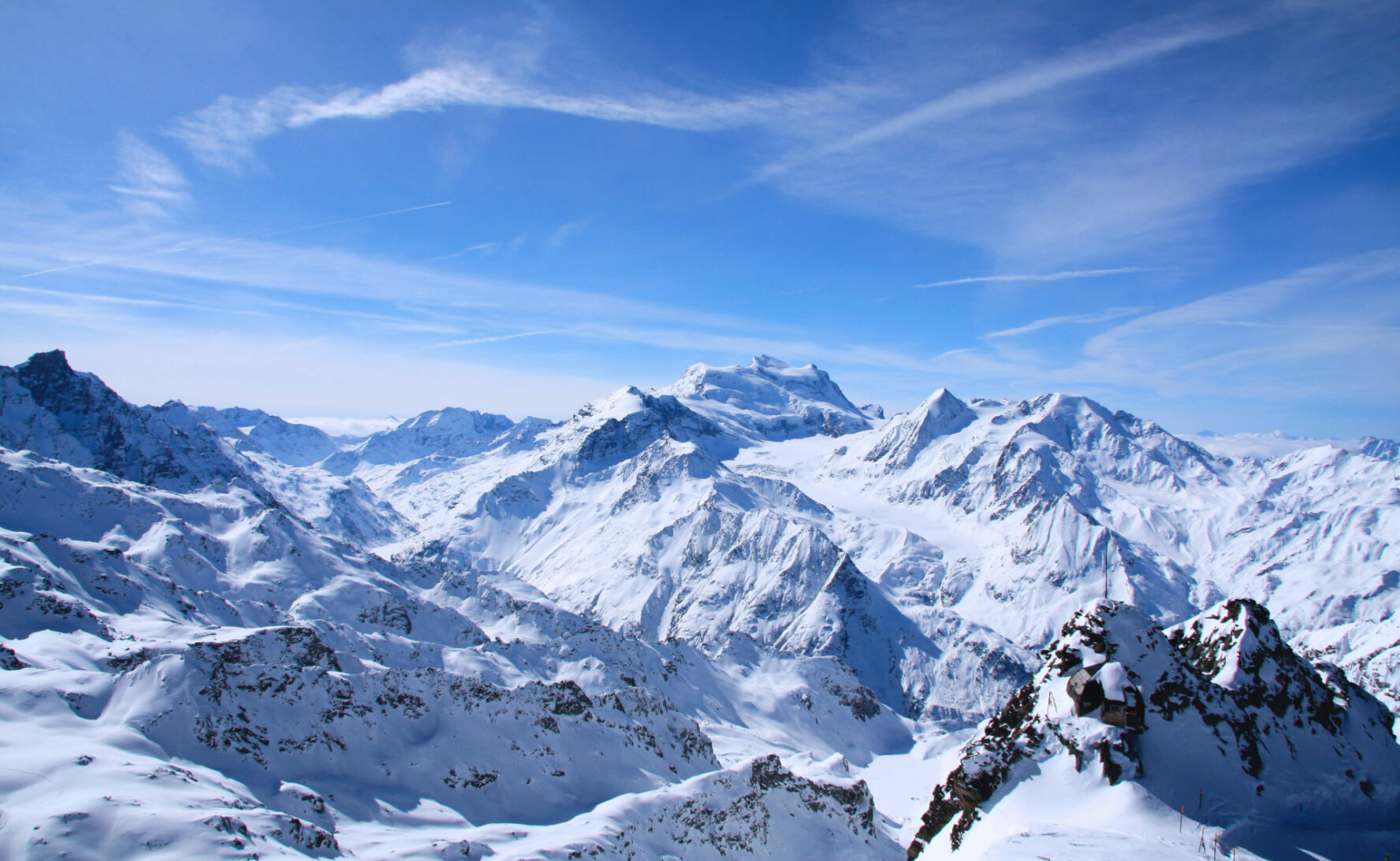 Epic snowy mountain shot in Verbier