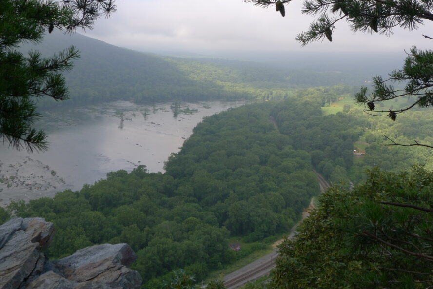 weverton cliffs hiking