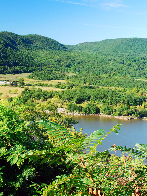 bear mountain state park hiking