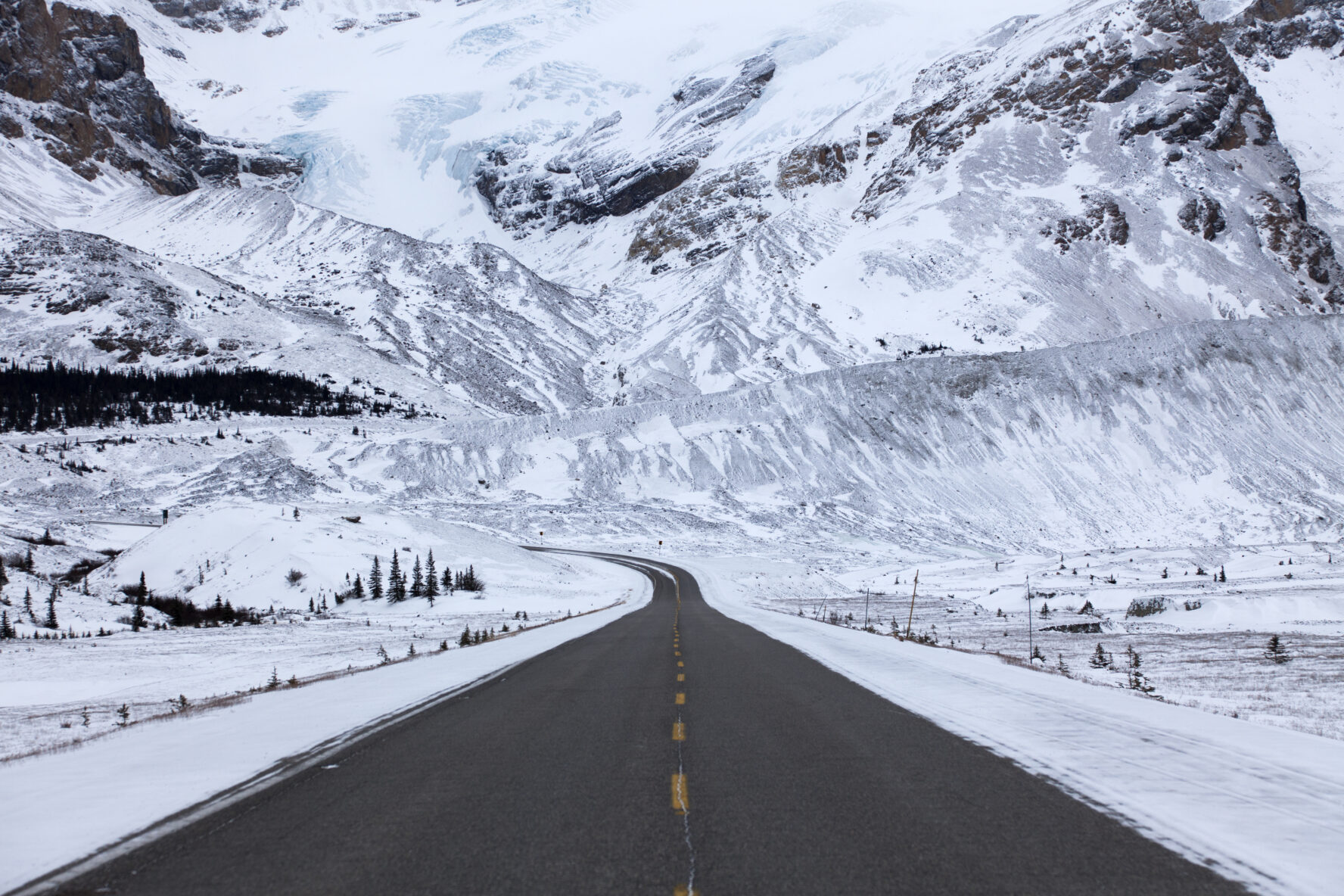 Stunning shot of Icefields parkway