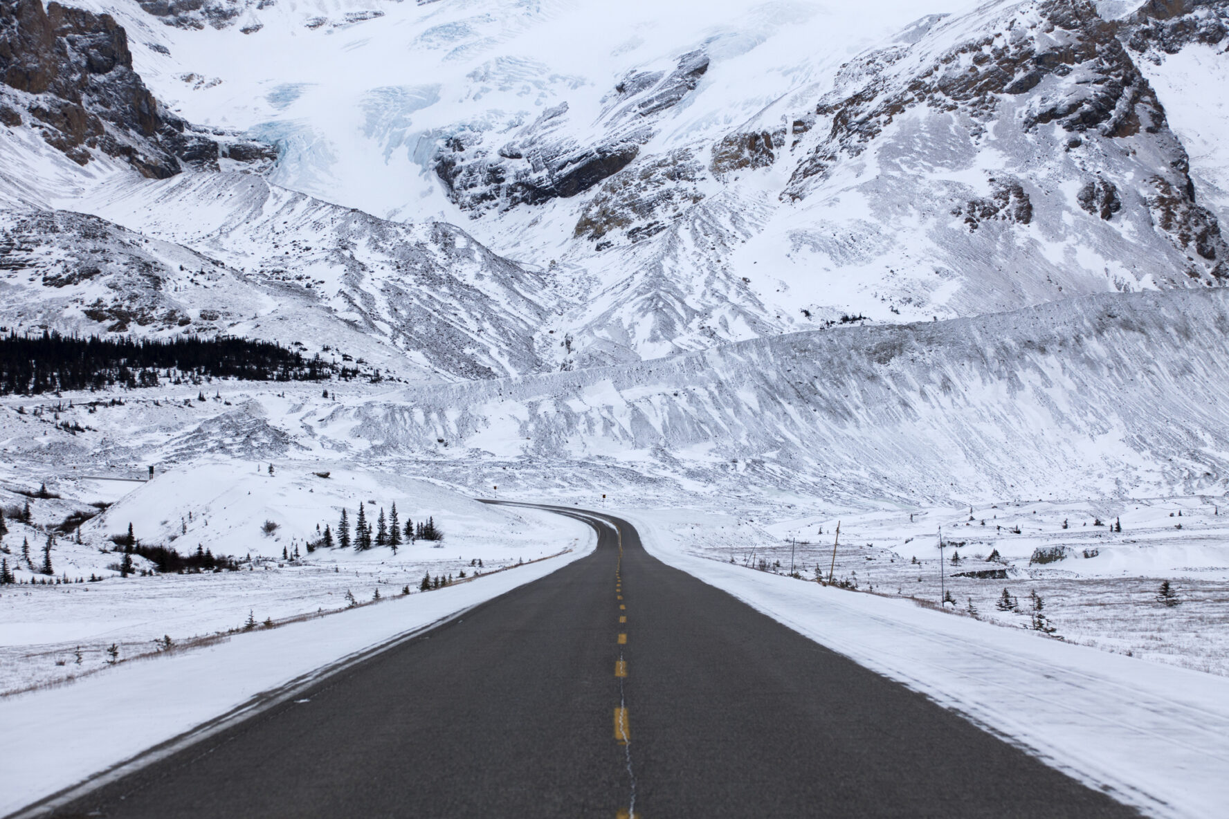 Icefields Parkway backcountry skiing