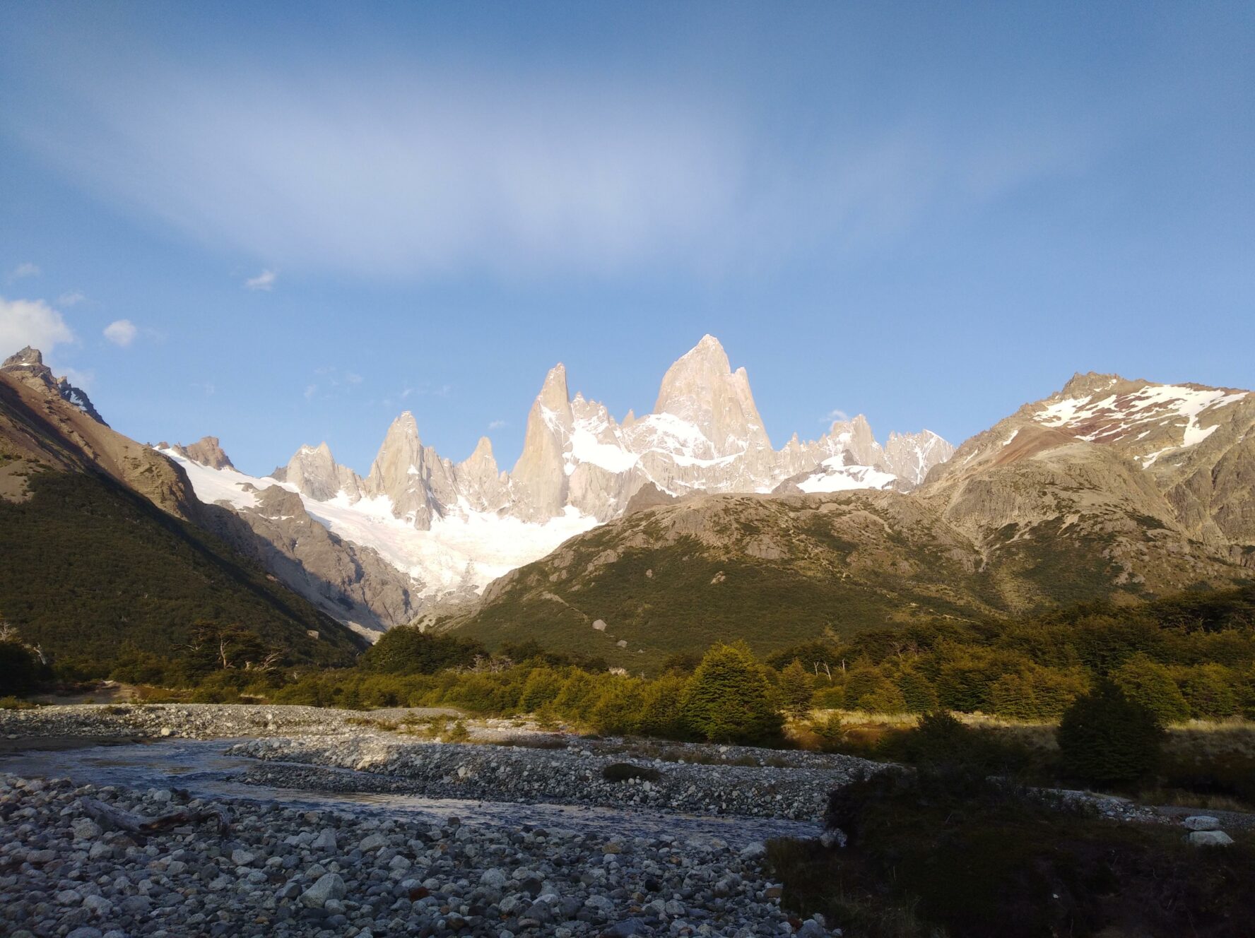 El Chalten Paso del Cuadrado hiking