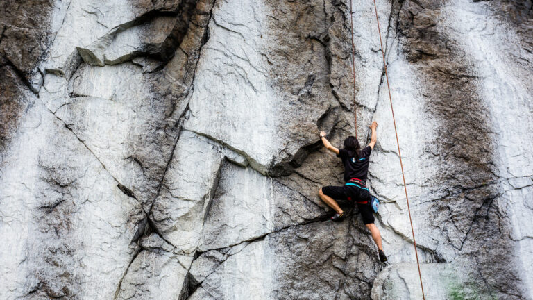 Quincy Quarries rock climbing