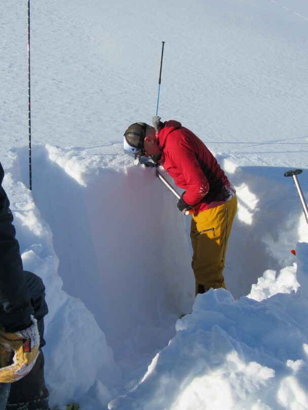 AIARE Level 2 Avalanche Course_Nelson