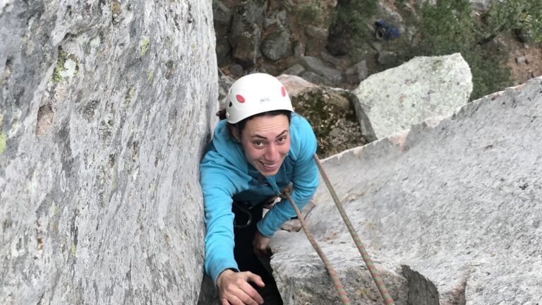 Crack Climbing in La Cascada de La Concepcion