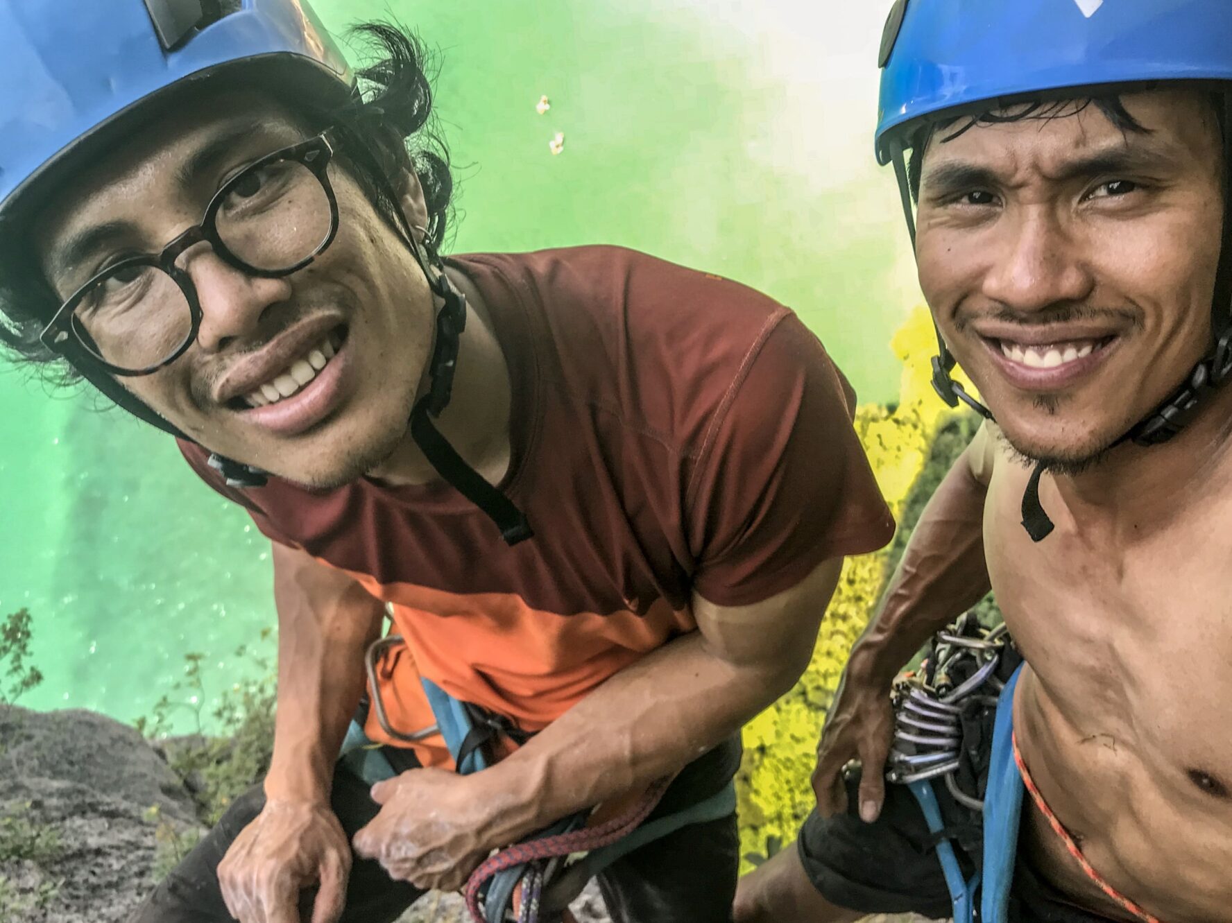 Climbing Thailand Krabi Tonsai Railey
