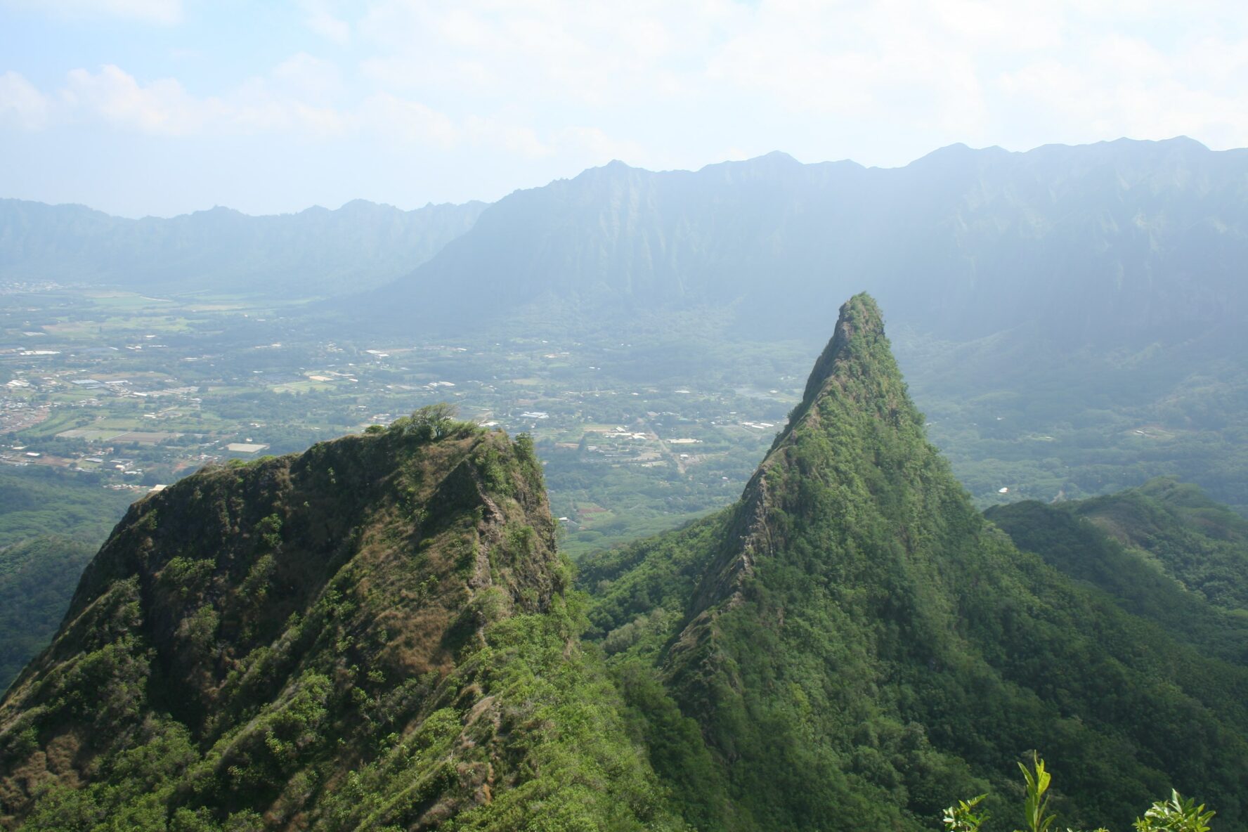 hiking oahu