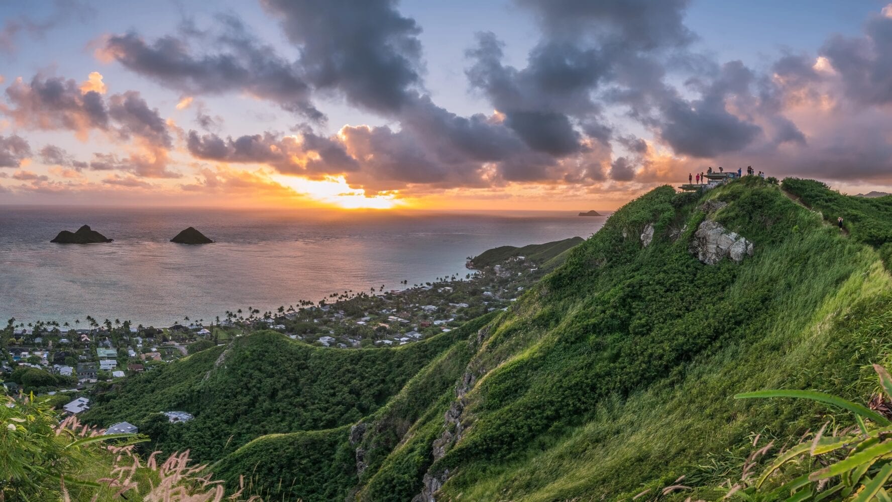 Hiking Oahu Sunrise Tour