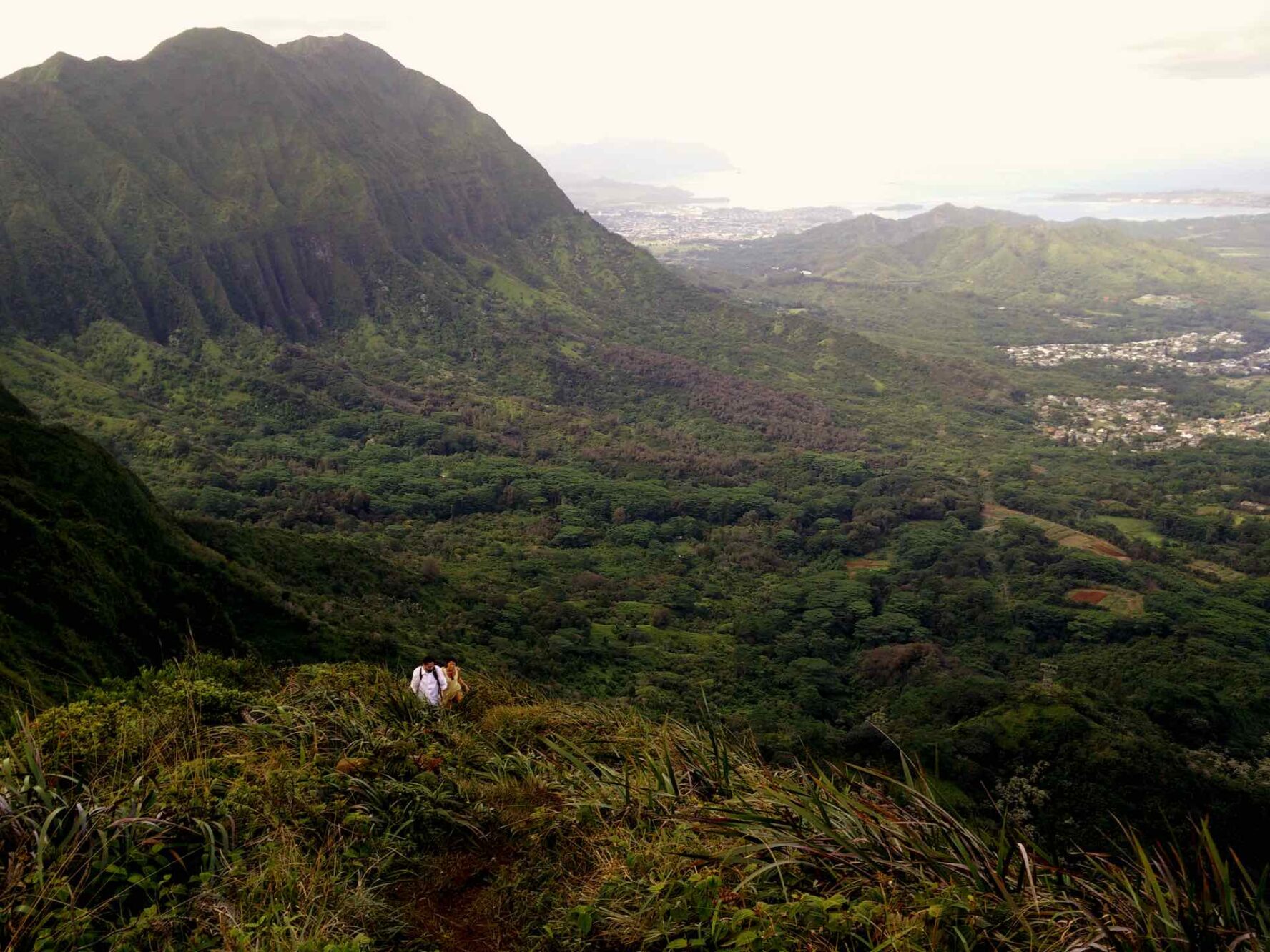 hiking oahu
