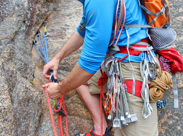 Eastern Mountain Sports School