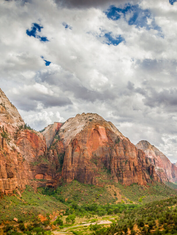 Hiking the Zion Canyon Narrows