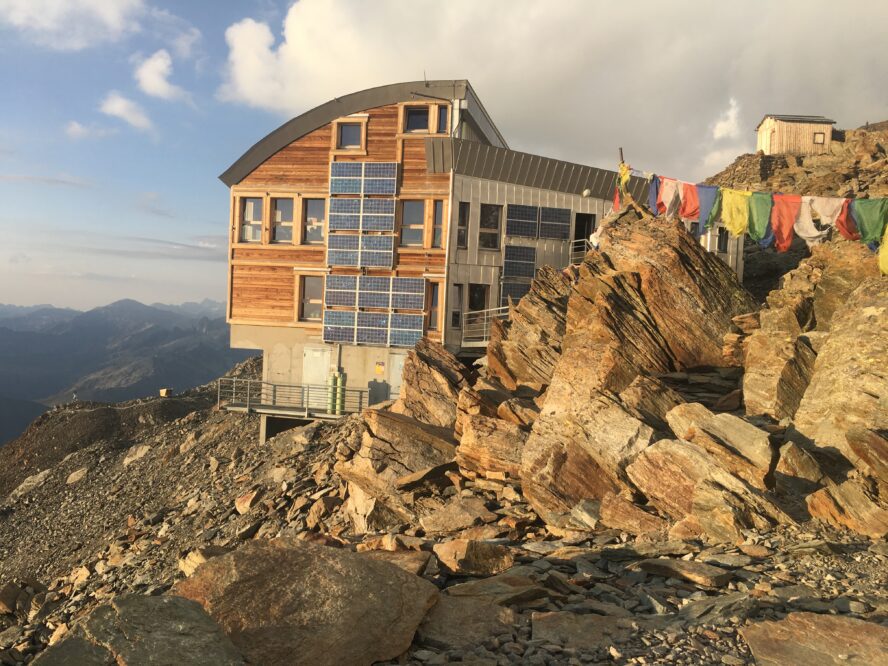Mont Blanc Rock Climbing