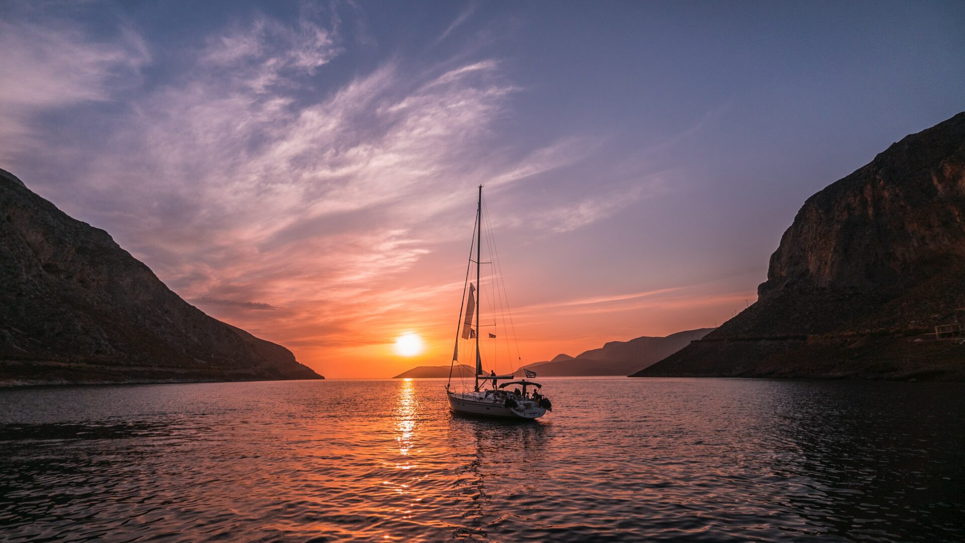 Thanks to ample coves and natural harbors, we can set anchor in all sorts of stunning settings. Photo courtesy of Lorenzo Pernigotti