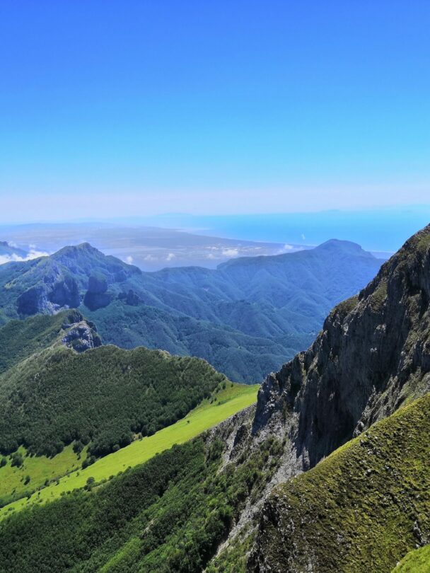 Hiking on Tuscany hill