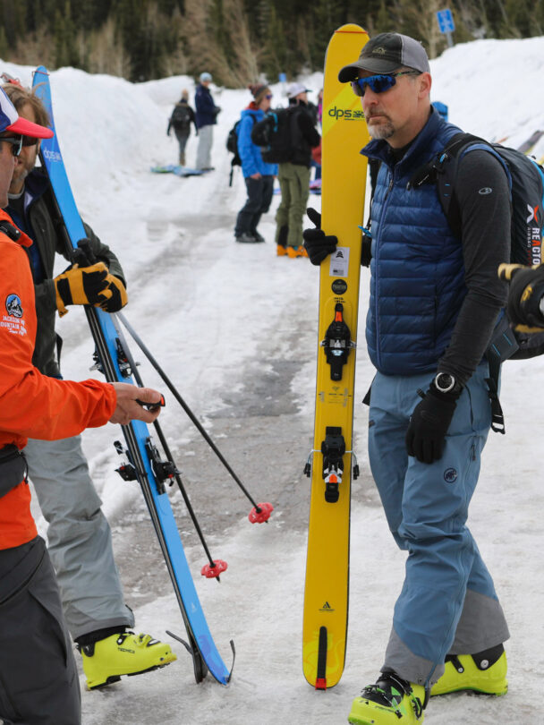 Skiers learning about the avalanche