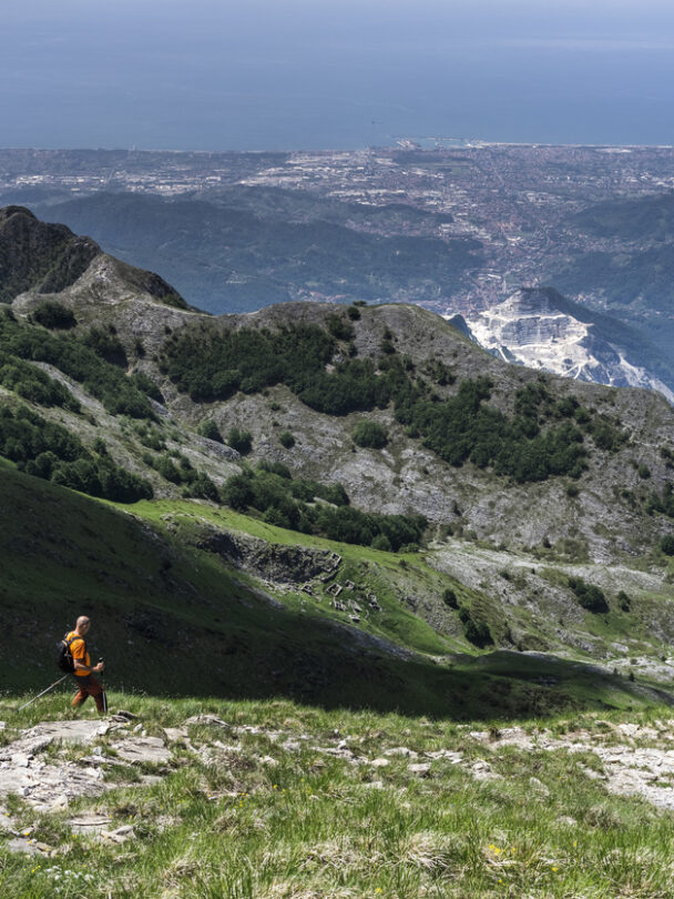 Hiking on Tuscany hill