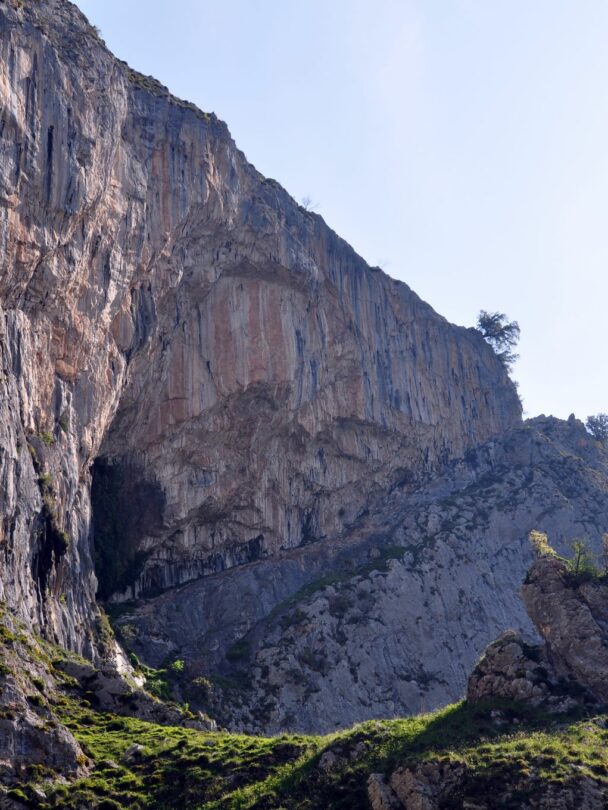 picos de europa rock climbing