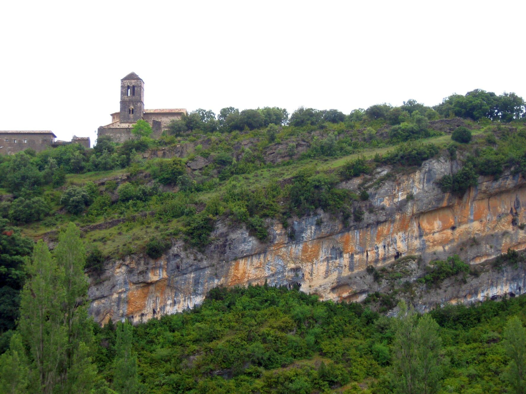 rodellar rock climbing