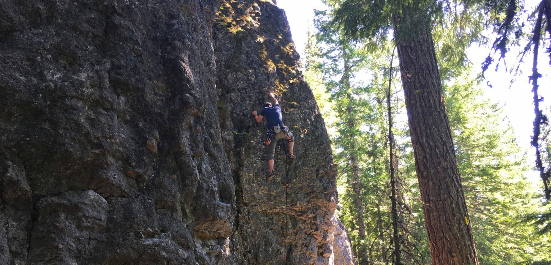 The small crag just on the north side of Trillium Lake is a must visit in the summer