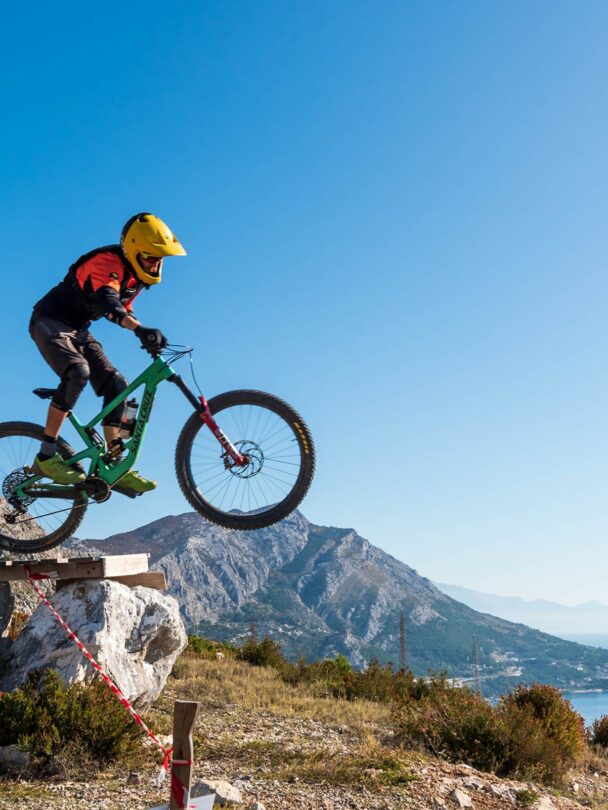 Peru Hill mountain biking tours