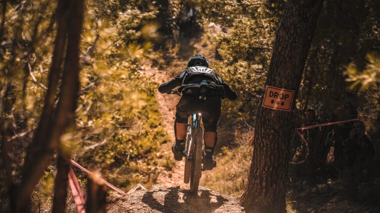 Peru Hill mountain biking tours