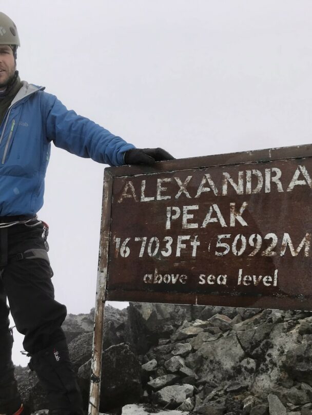 Guided Hiking in the Rwenzoris Mountains, Uganda