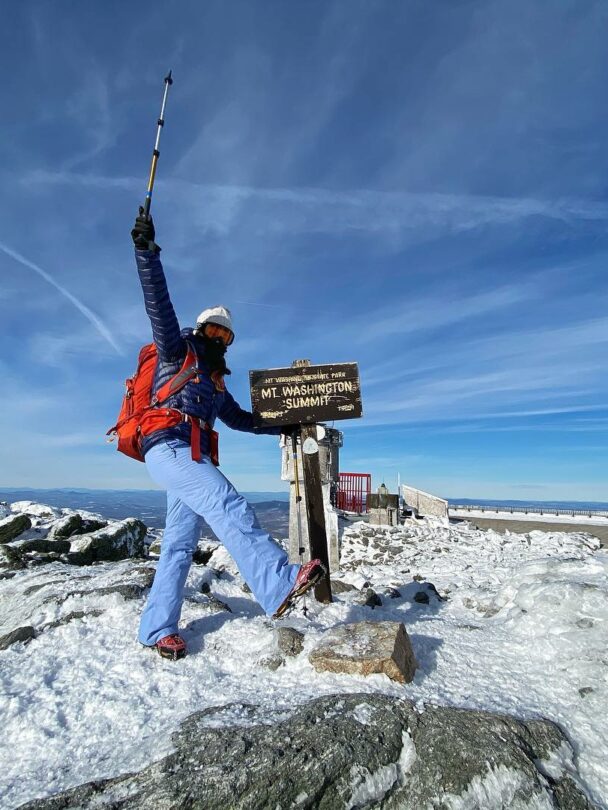 Winter hiking and mountaineering in Mount Washington
