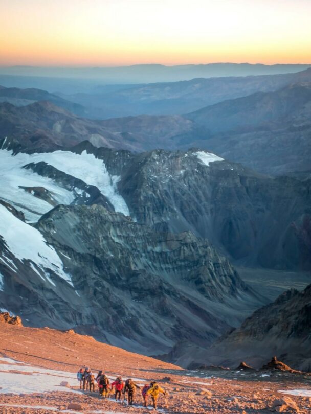 Mountaineering in the Aconcagua 360
