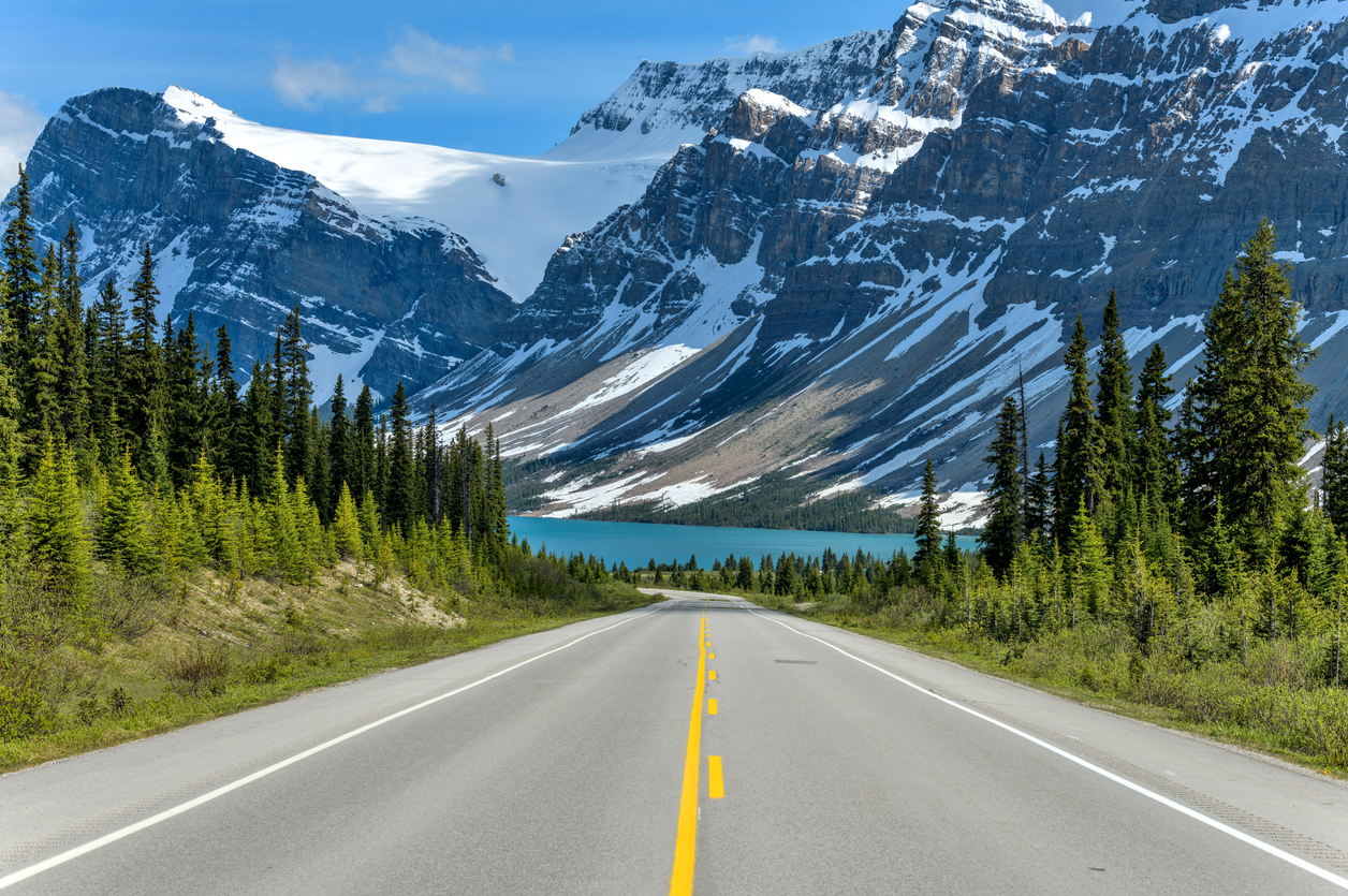 View of the mountains and a lake in Alberta