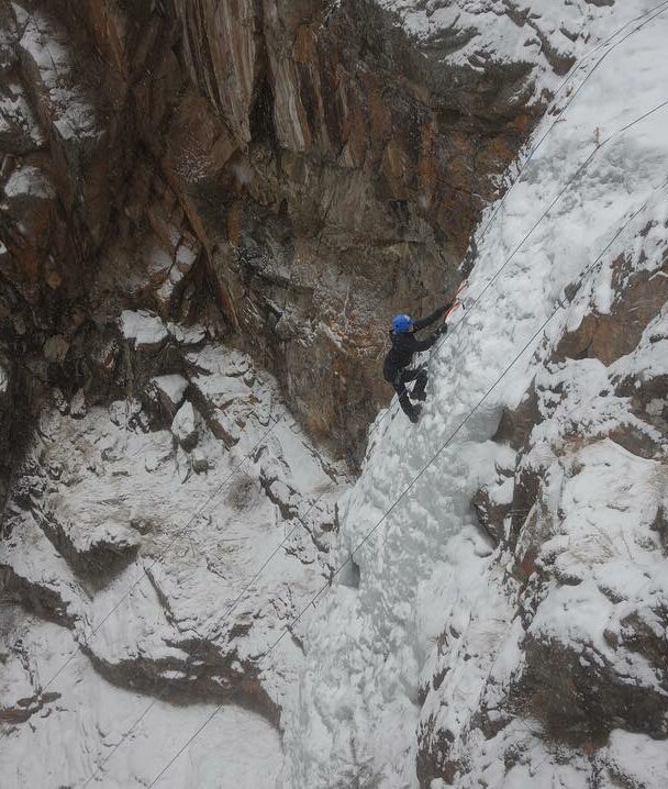 denver-ice-climbing