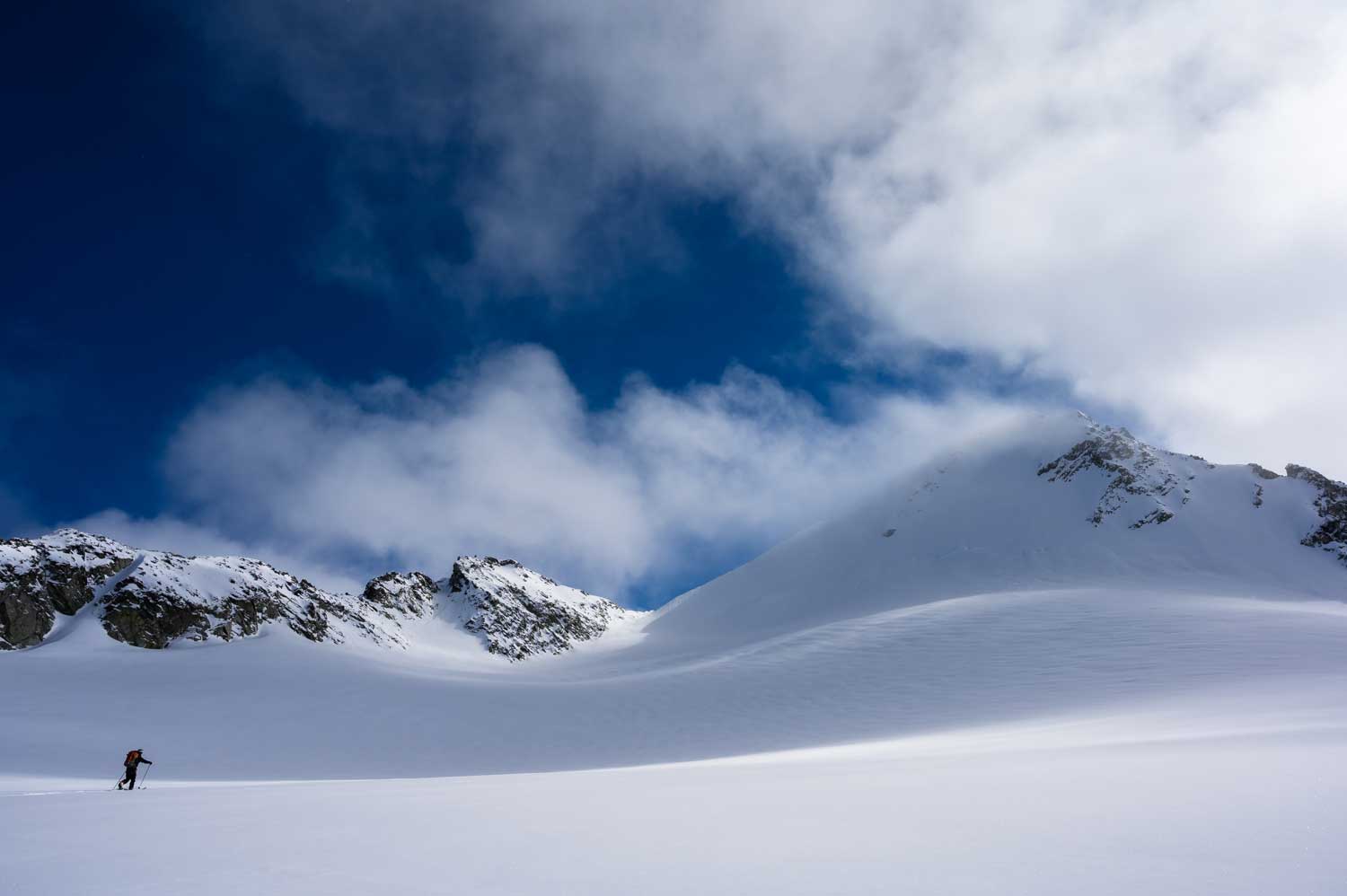 spearhead-traverse-tourer