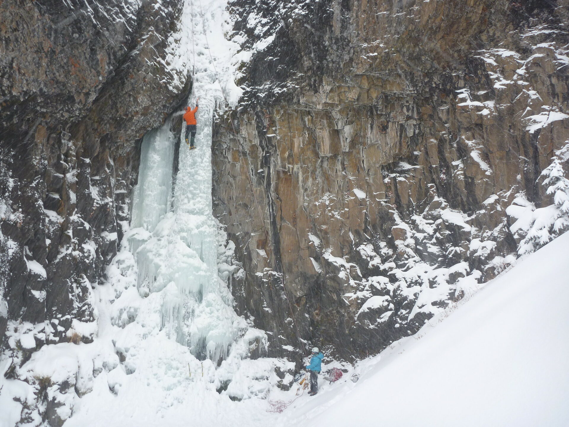 Ice climbing in Hyalite Canyon and Ousel Falls, Montana