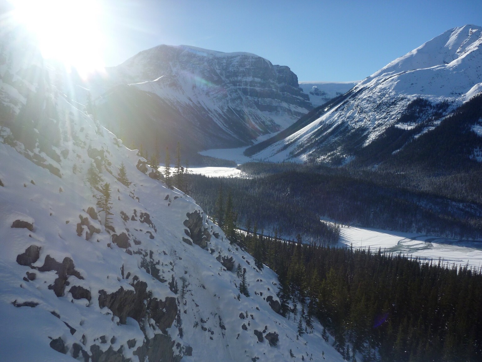 The scenery around the Icefields Parkway area