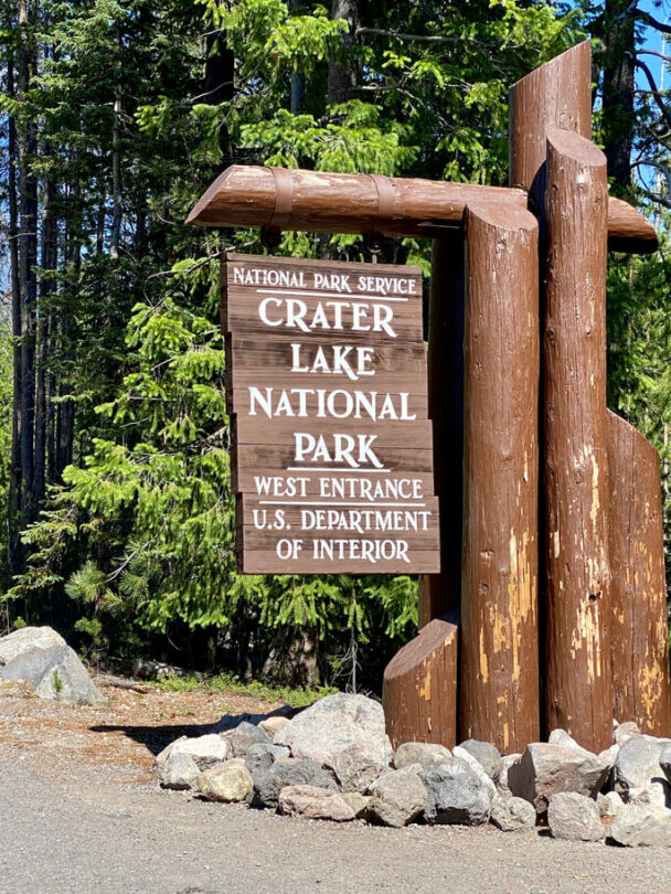 Hiking in Crater Lake National Park