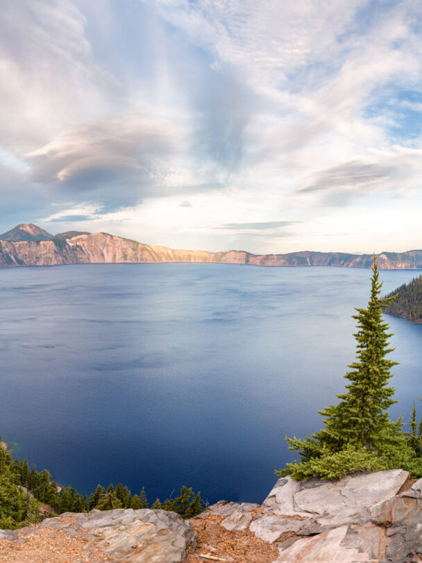 Hiking in Crater Lake National Park