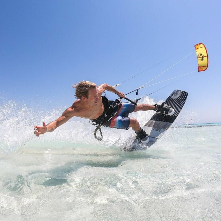 Kitesurfing safari on islands in the Red Sea, Egypt