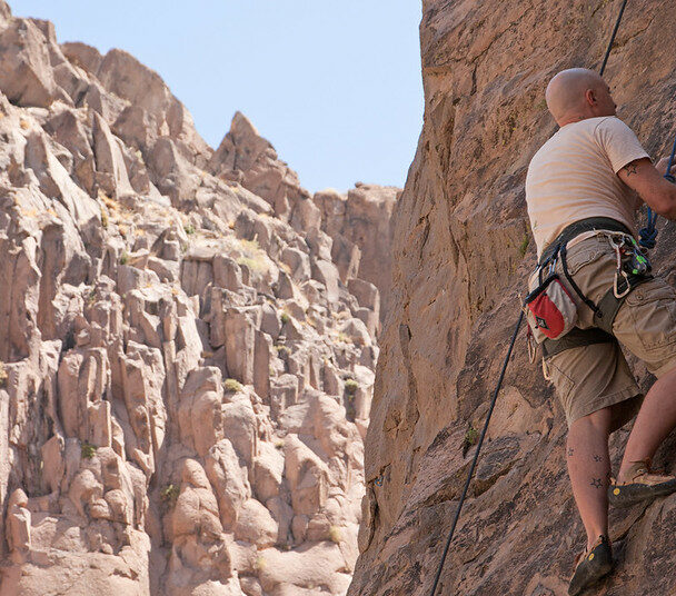 Group Climbing Courses in the Owens River Gorge