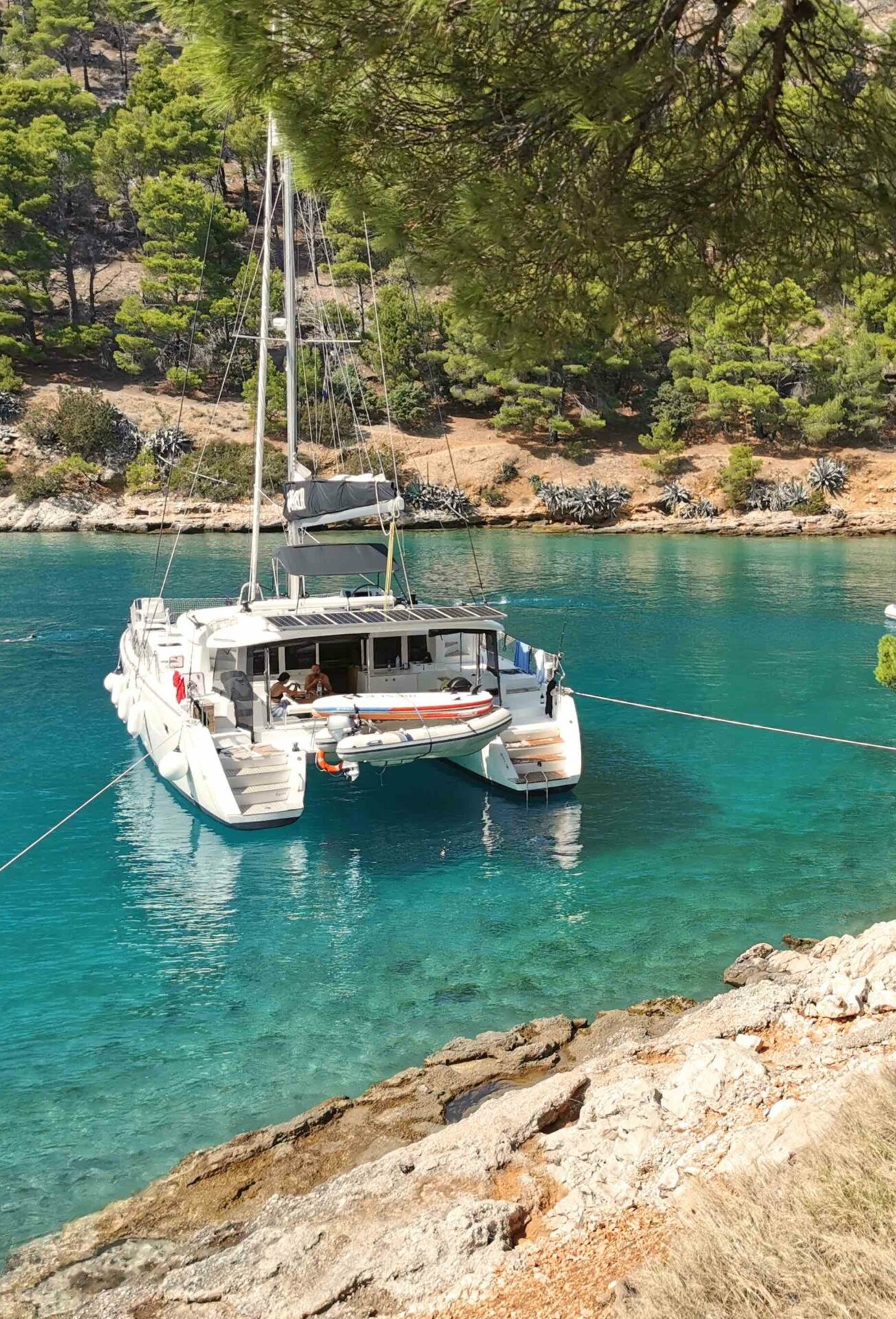 Spend your nights on a spacious and luxurious catamaran