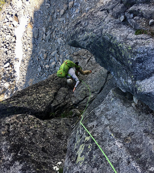 Alpine rock climbing courses in Washington