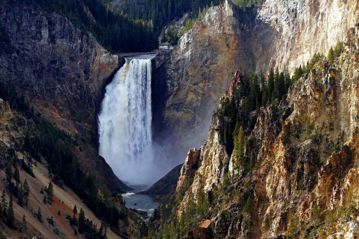 The Grand Canyon of the Yellowstone