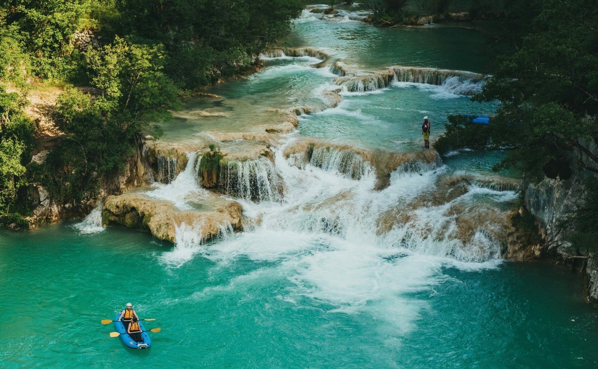 Mrežnica cascades and waterfalls perfect for rafting