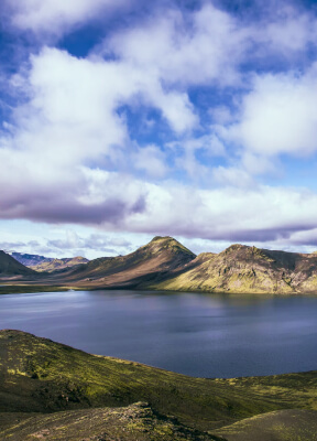Alftavatn area is a gorgeous area filled with lakes and glaciers.