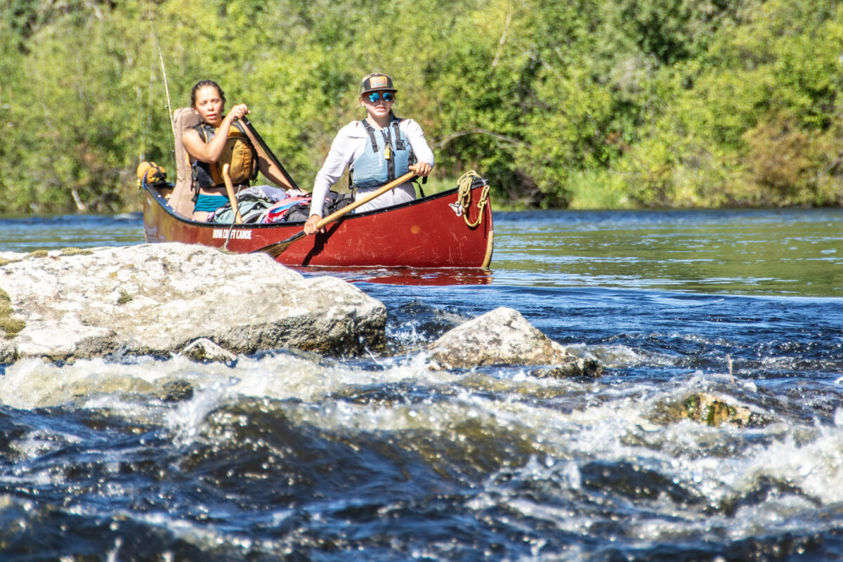 Women in a canoe on the Paull River