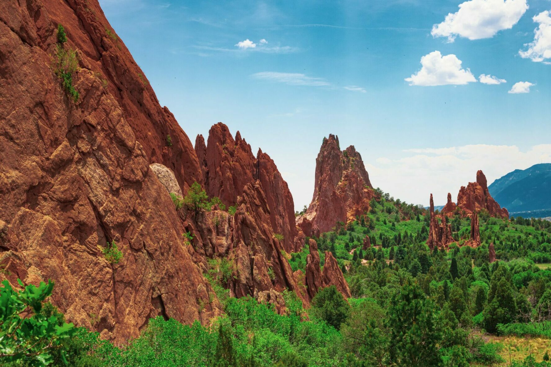 The the Garden of the Gods Visitor and Nature Center features an easy, 1 1/2 mile round trip path.