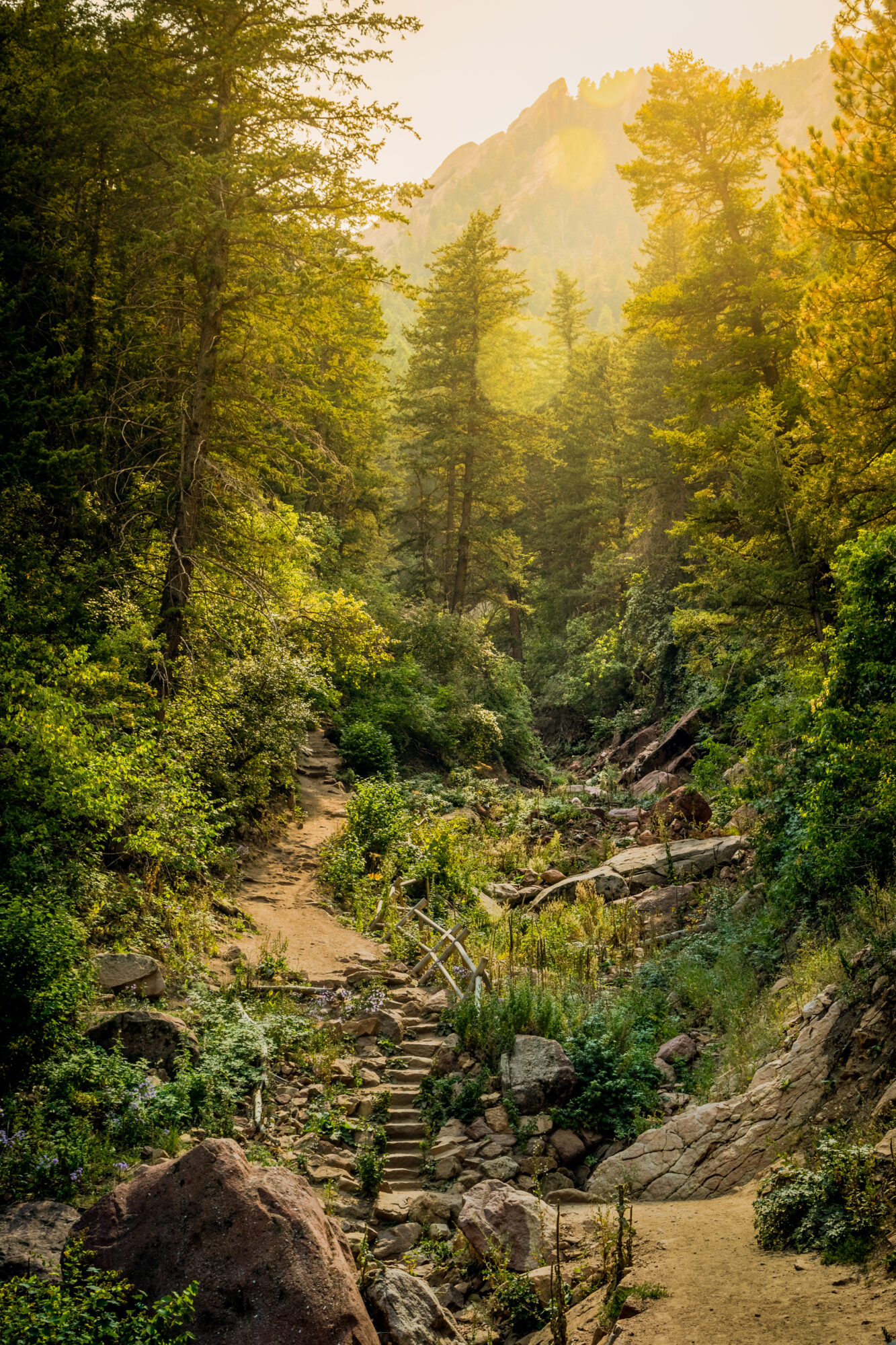 The hiking trail to Royal Arch is only 3.4 miles round trip but ascends and descends over 1,400 feet.
